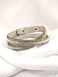 Pulsera cuerina con brillantes y broche color GRIS-B1